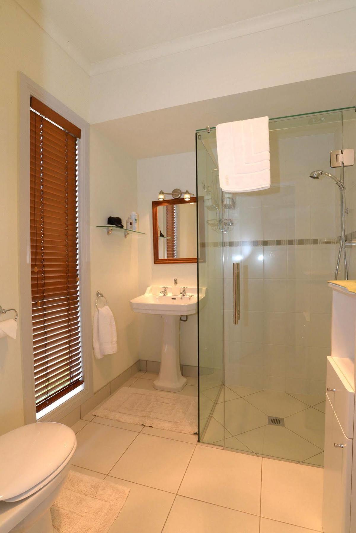 Villa Heights Bed And Breakfast New Plymouth Exteriör bild
